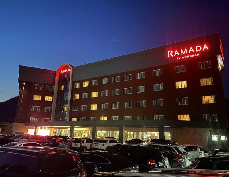 Ramada By Wyndham Suanbo Hotel Chungju Exterior photo